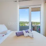 Seaview Duky Apartamento *