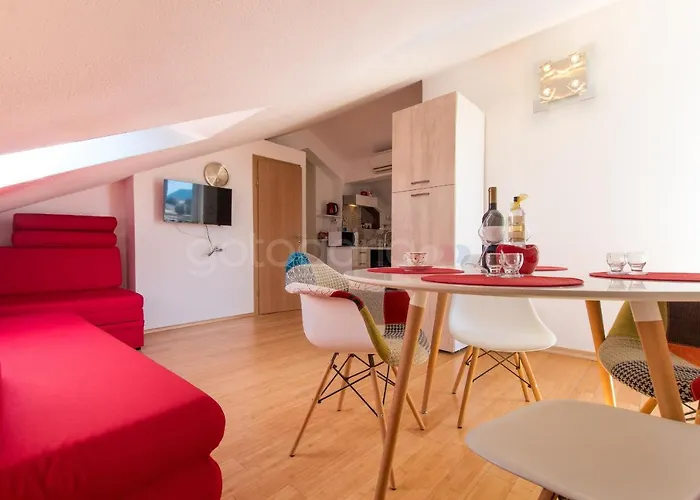 Seaview Duky 아파트 마카르스카