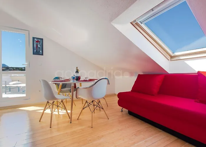 Seaview Duky 아파트 마카르스카