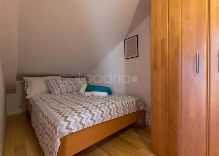 Seaview Duky * 마카르스카